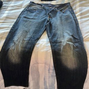 Rock&Republic Relaxed Straight Jeans. Size 34 W and 32 L